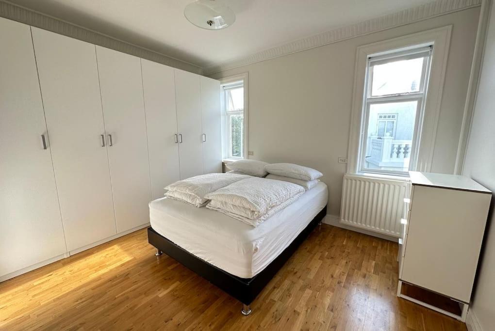 Beautiful 2 Bedroom Apartment Downtown 雷克雅維克 外观 照片